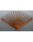 Eventail 10.5 x 23 cm poirier ajouré