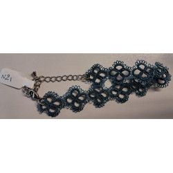 Bracelet bleu nuit fleur