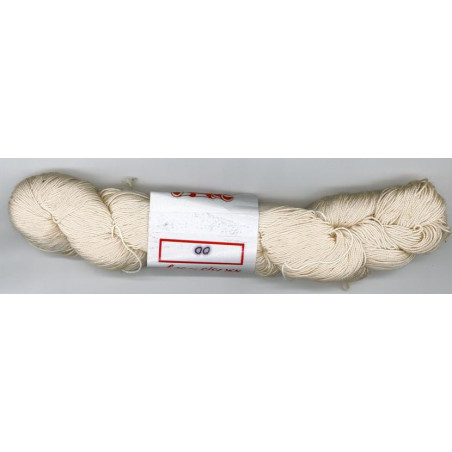Soie Streng 00 Ecru NM 15/3 - 50 gr écheveau de 250m