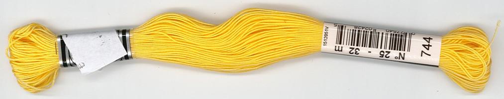 Coton à broder n°25 jaune paille (744) - échevette de 32 m